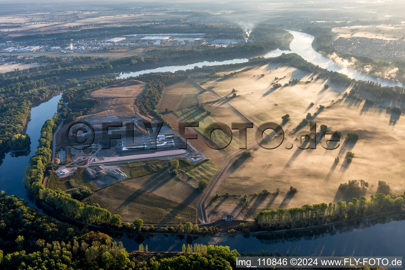 Vue aérienne de Spire, île de Flotzgrün à le quartier Mechtersheim in Römerberg dans le département Rhénanie-Palatinat, Allemagne