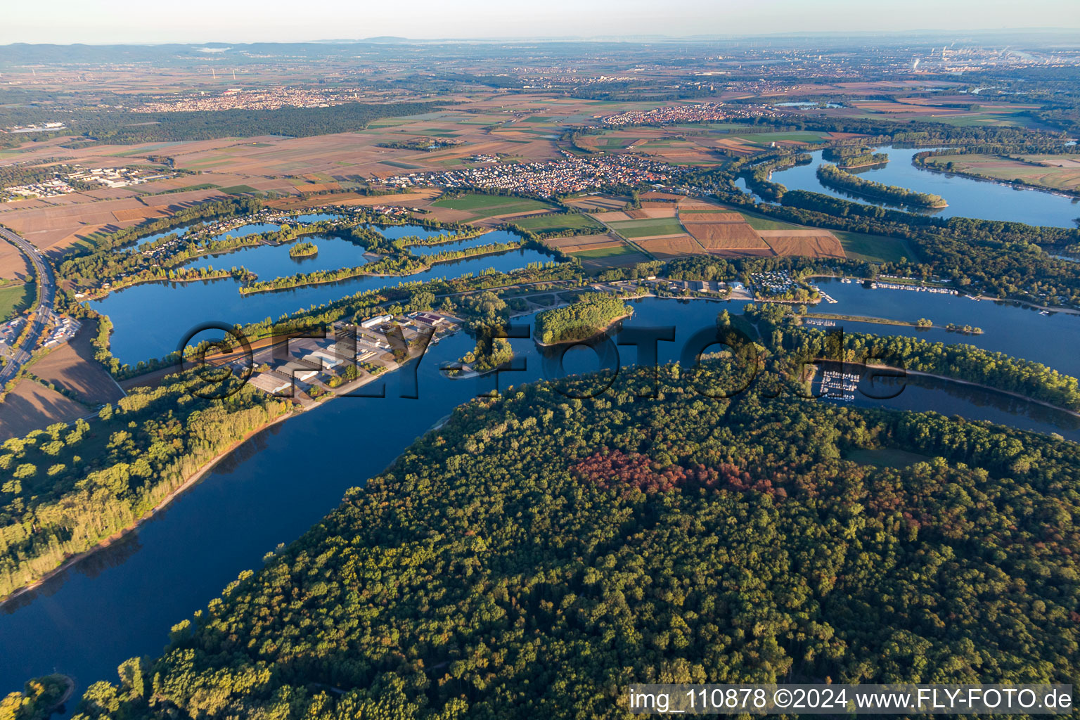 Vue aérienne de Binshof dans le département Rhénanie-Palatinat, Allemagne