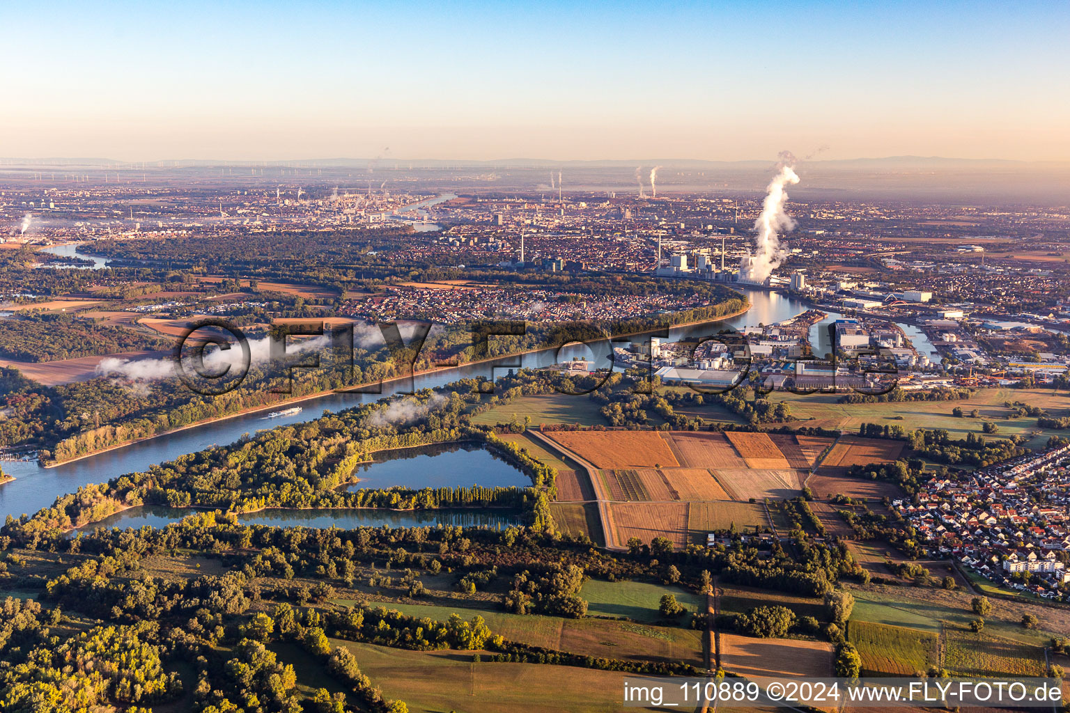 Vue aérienne de GKM sur le Rhin à le quartier Rheinau in Mannheim dans le département Bade-Wurtemberg, Allemagne