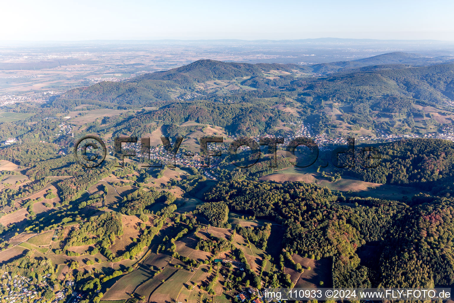 Vue aérienne de Wilmshausen dans le département Hesse, Allemagne