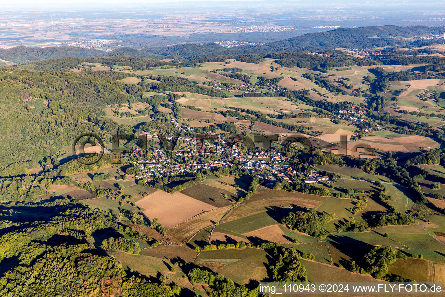 Vue aérienne de Quartier Beedenkirchen in Lautertal dans le département Hesse, Allemagne