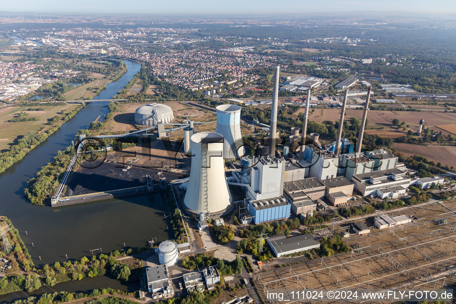 Vue aérienne de Großkrotzenburg, centrale électrique au charbon et au gaz de Staudinger am Main près de Hanau à Großkrotzenburg dans le département Hesse, Allemagne