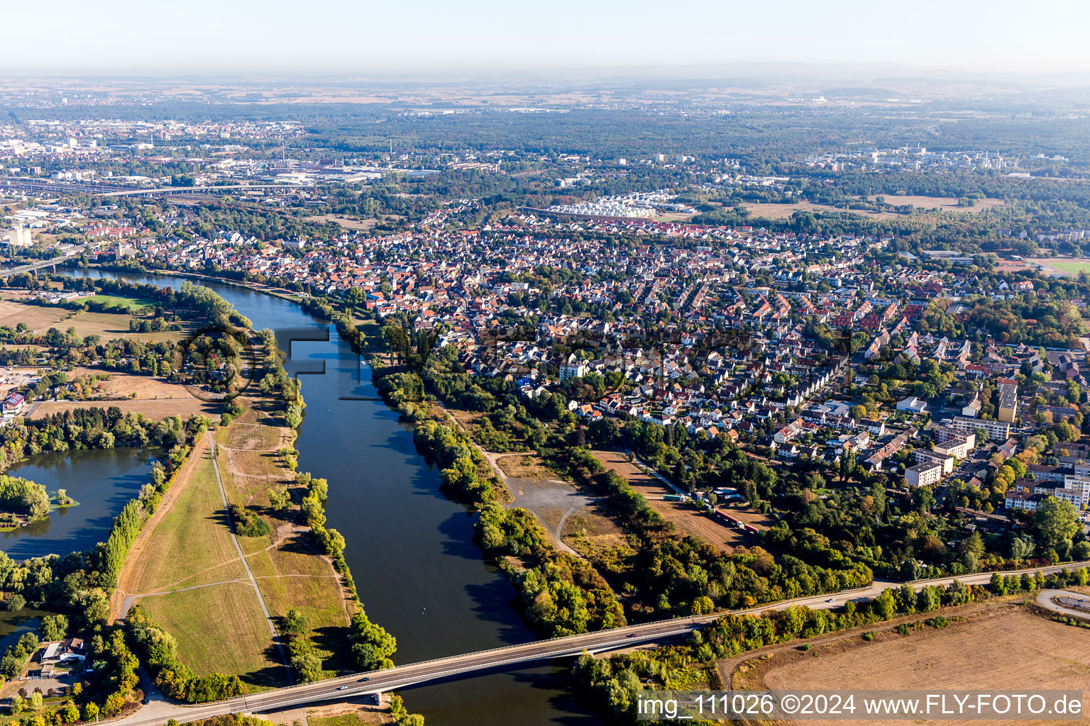 Vue aérienne de Quartier Großauheim in Hanau dans le département Hesse, Allemagne