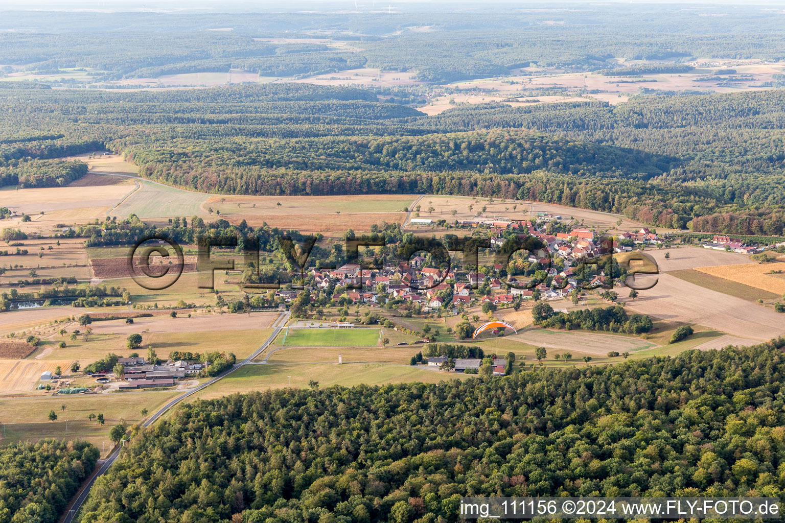 Vue aérienne de Fatschenbrunn dans le département Bavière, Allemagne