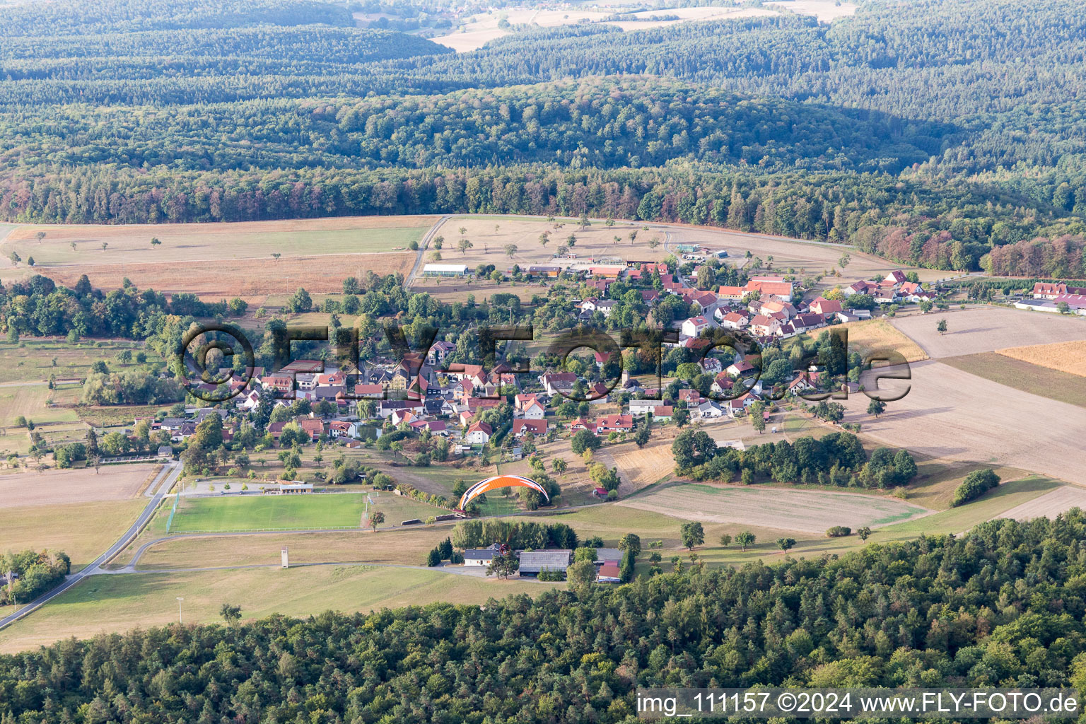 Vue aérienne de Fatschenbrunn dans le département Bavière, Allemagne