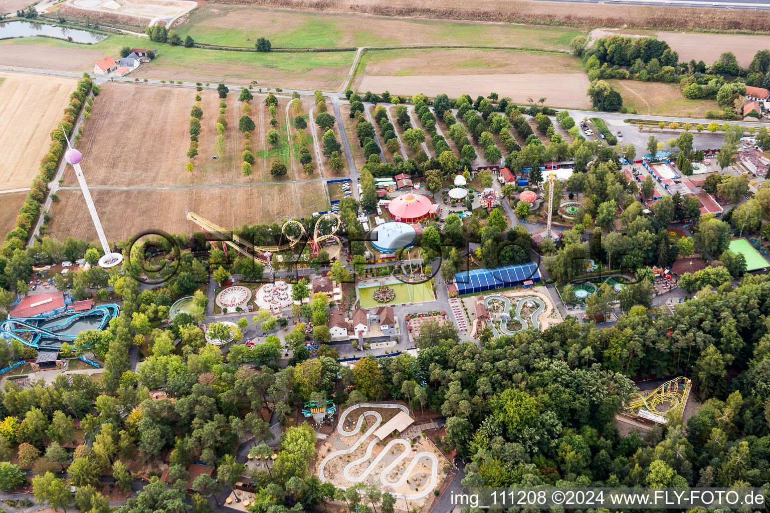 Vue oblique de Centre de Loisirs - Parc d'Attractions Terrain de Loisirs Geiselwind à Geiselwind dans le département Bavière, Allemagne