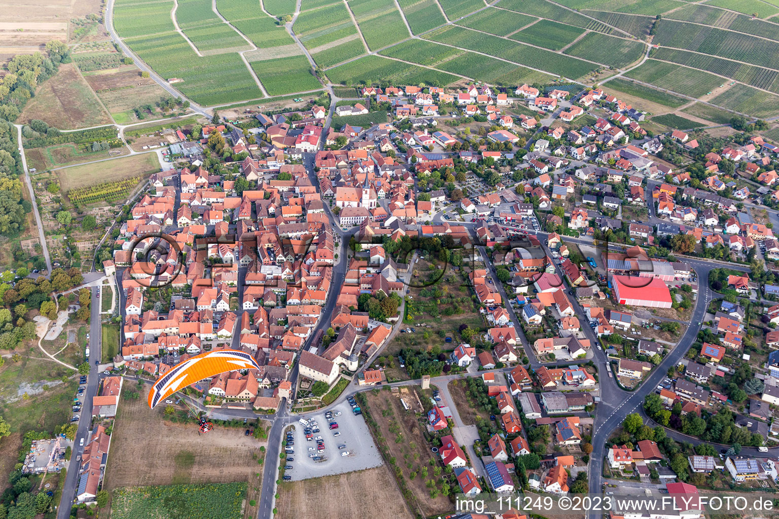 Image drone de Sommerach dans le département Bavière, Allemagne