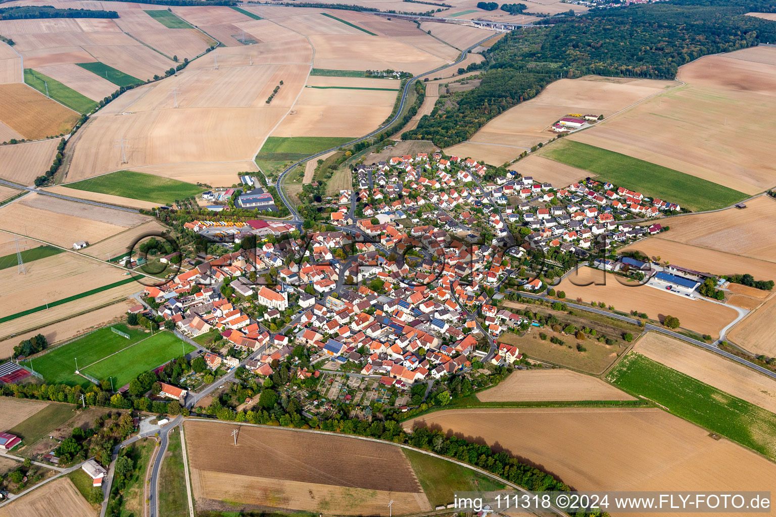 Vue aérienne de Quartier Zeuzleben in Werneck dans le département Bavière, Allemagne