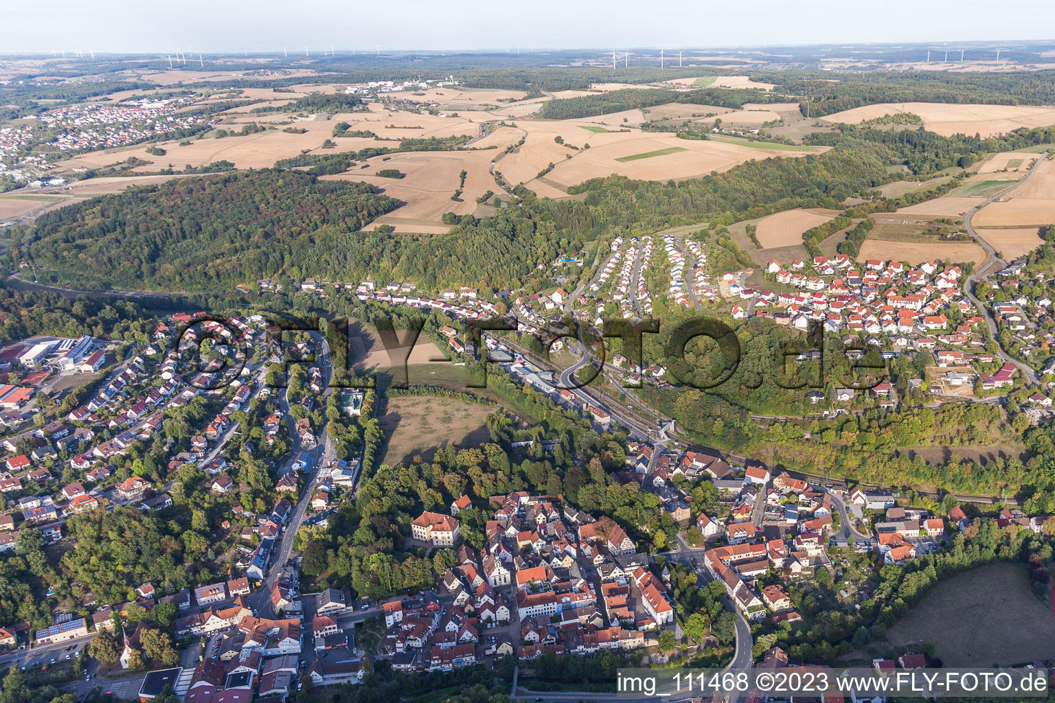 Adelsheim dans le département Bade-Wurtemberg, Allemagne vue du ciel