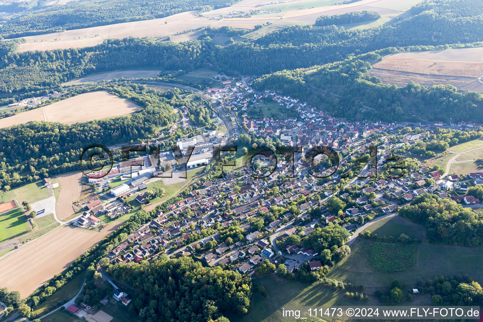 Vue aérienne de Roigheim dans le département Bade-Wurtemberg, Allemagne