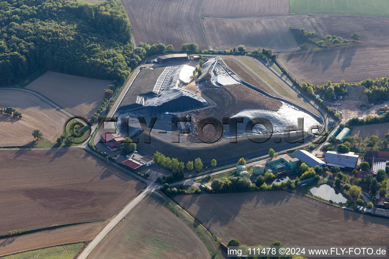 Vue aérienne de LUI à Billigheim dans le département Bade-Wurtemberg, Allemagne