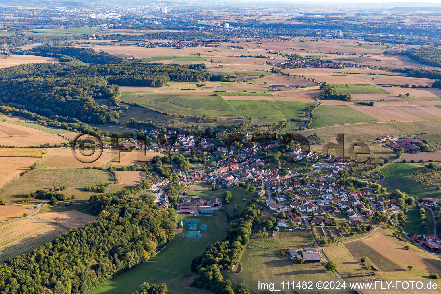 Vue aérienne de Quartier Tiefenbach in Gundelsheim dans le département Bade-Wurtemberg, Allemagne