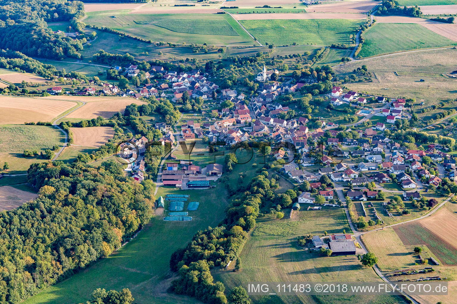 Photographie aérienne de Tiefenbach à Gundelsheim dans le département Bade-Wurtemberg, Allemagne