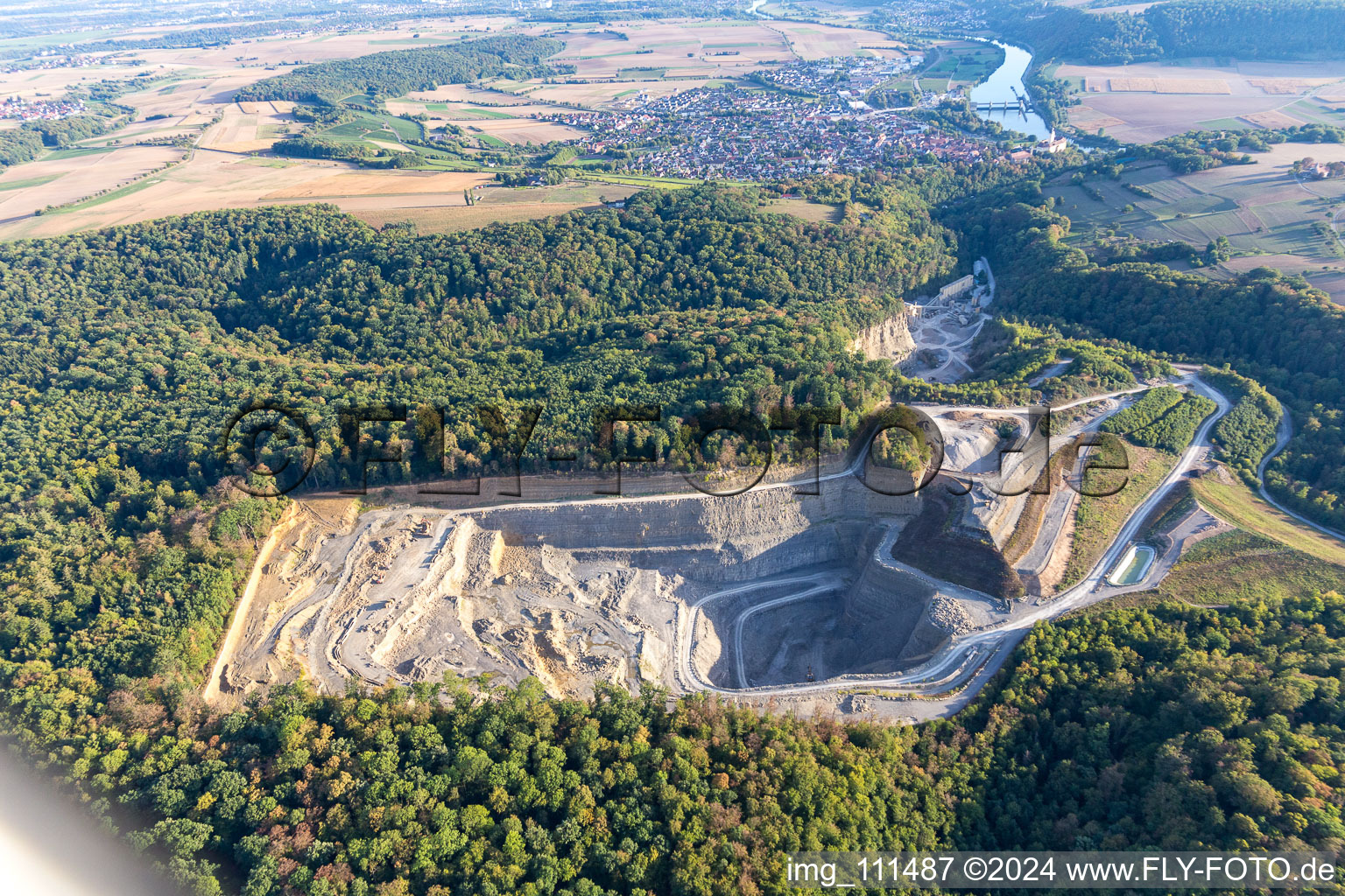 Vue aérienne de Carrière à Gundelsheim dans le département Bade-Wurtemberg, Allemagne