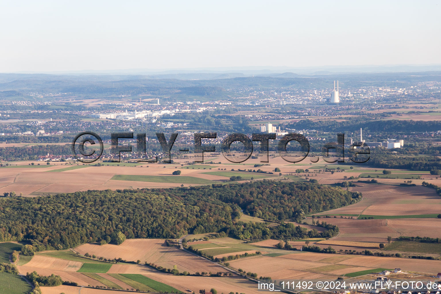 Vue aérienne de Du nord à Neckarsulm dans le département Bade-Wurtemberg, Allemagne