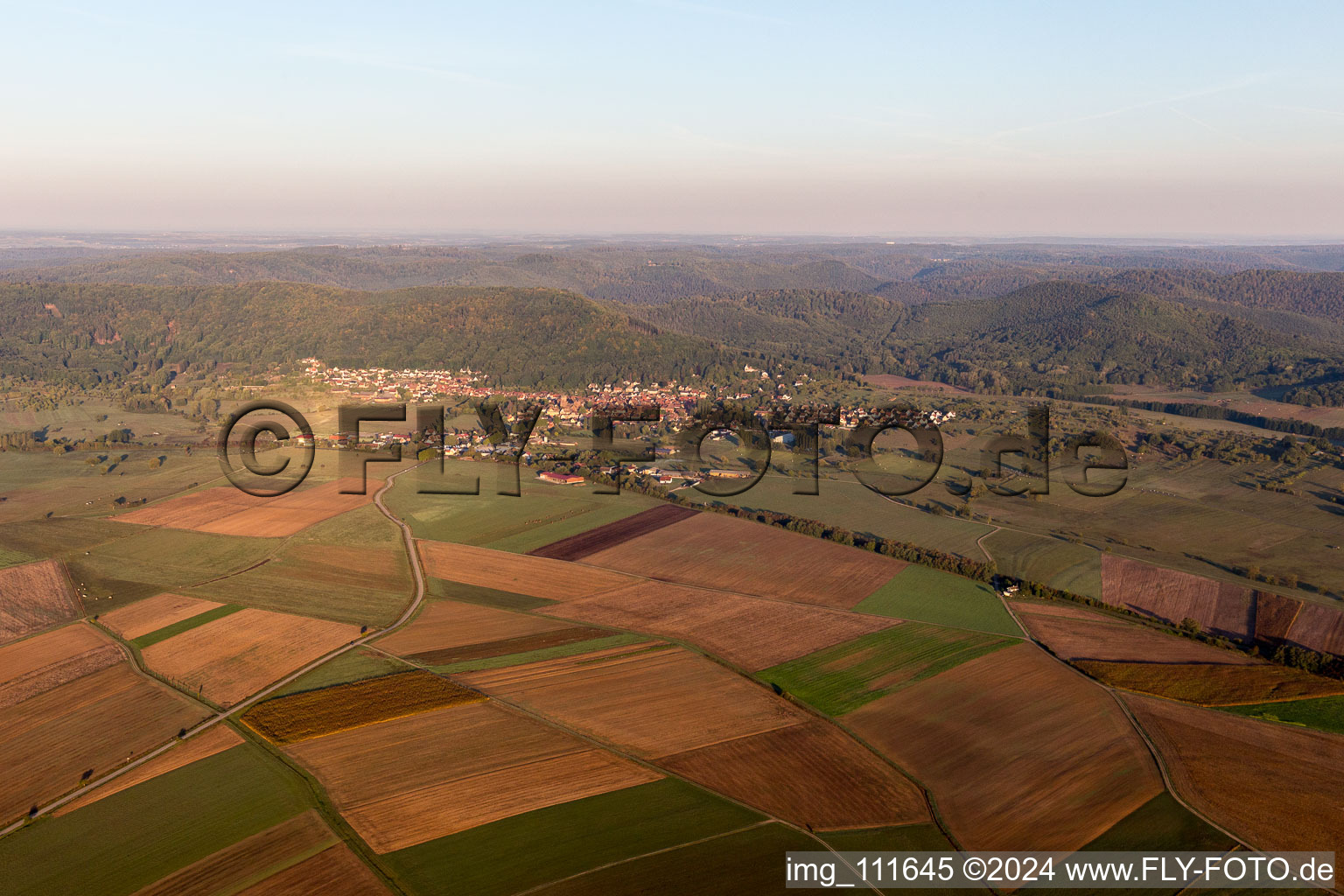 Neuwiller-lès-Saverne dans le département Bas Rhin, France d'un drone