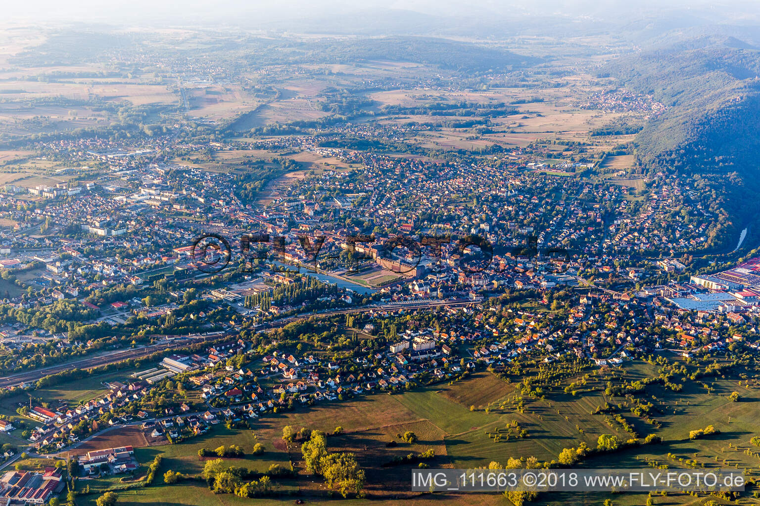 Vue aérienne de Saverne dans le département Bas Rhin, France