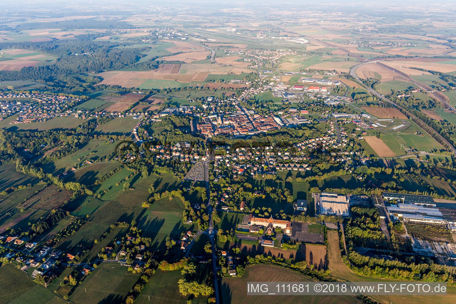 Photographie aérienne de Phalsbourg dans le département Moselle, France
