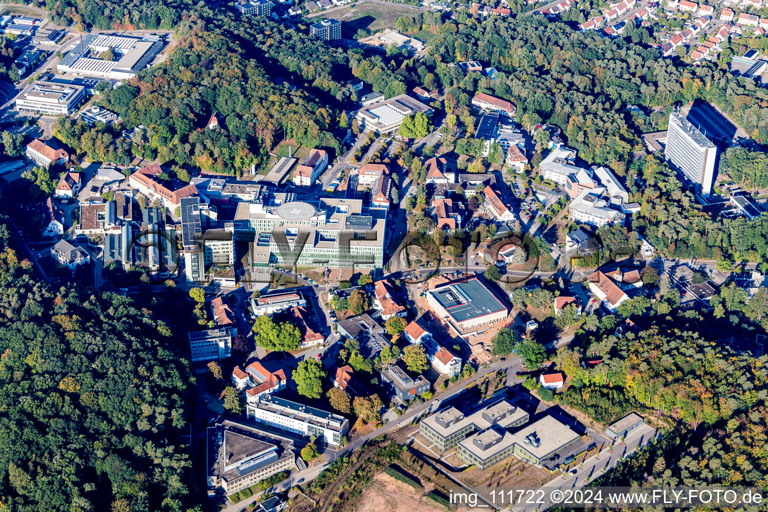 Vue aérienne de Terrain hospitalier de l'hôpital universitaire de la Sarre à Homburg dans le département Sarre, Allemagne