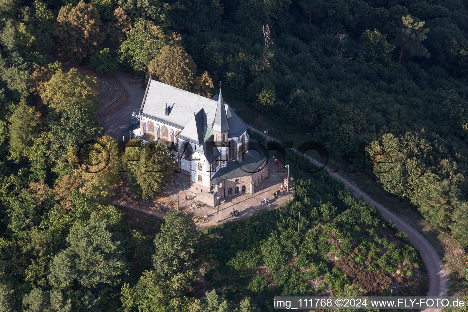 Chapelle Sainte-Anne à Burrweiler dans le département Rhénanie-Palatinat, Allemagne hors des airs