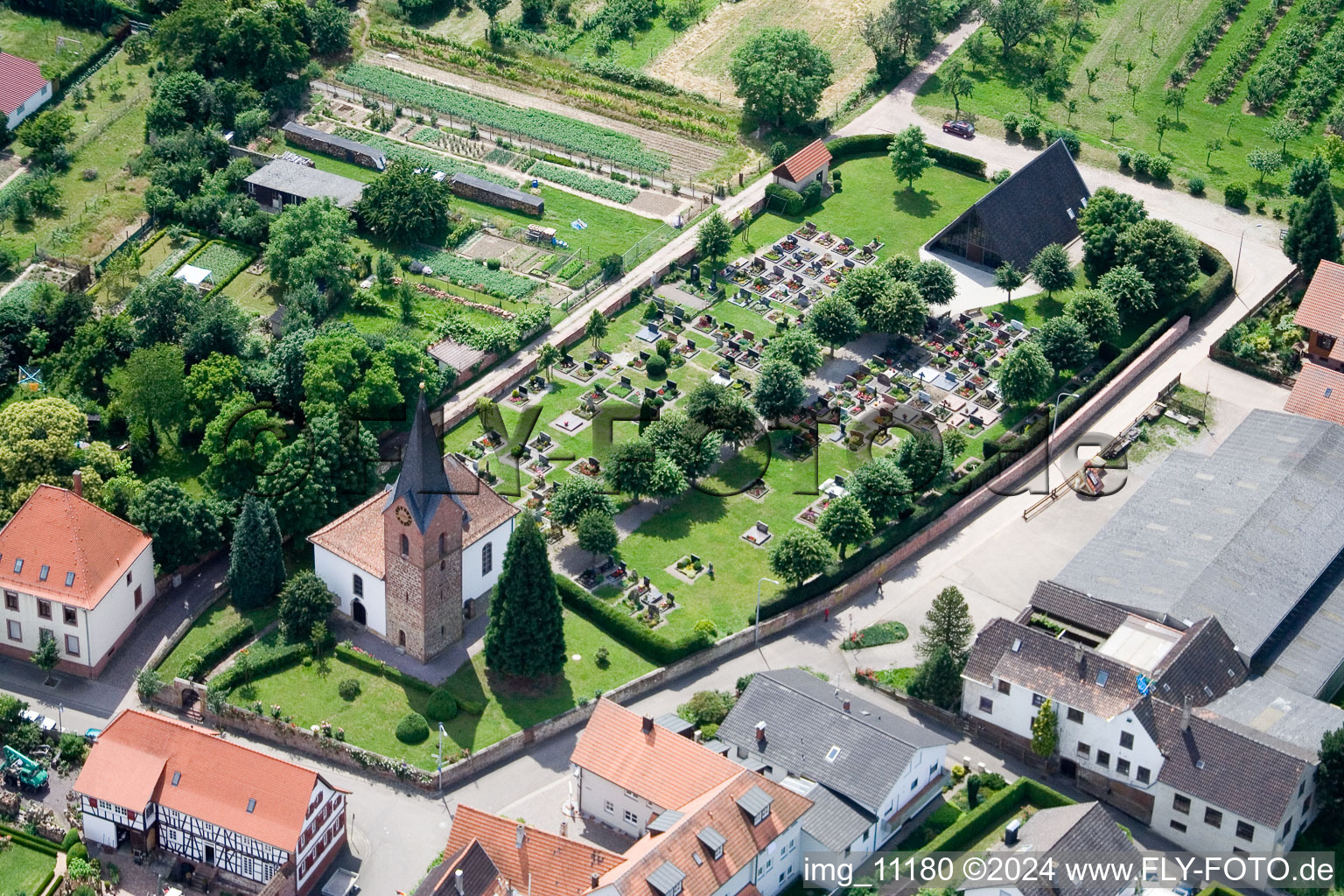 Vue oblique de Winden dans le département Rhénanie-Palatinat, Allemagne