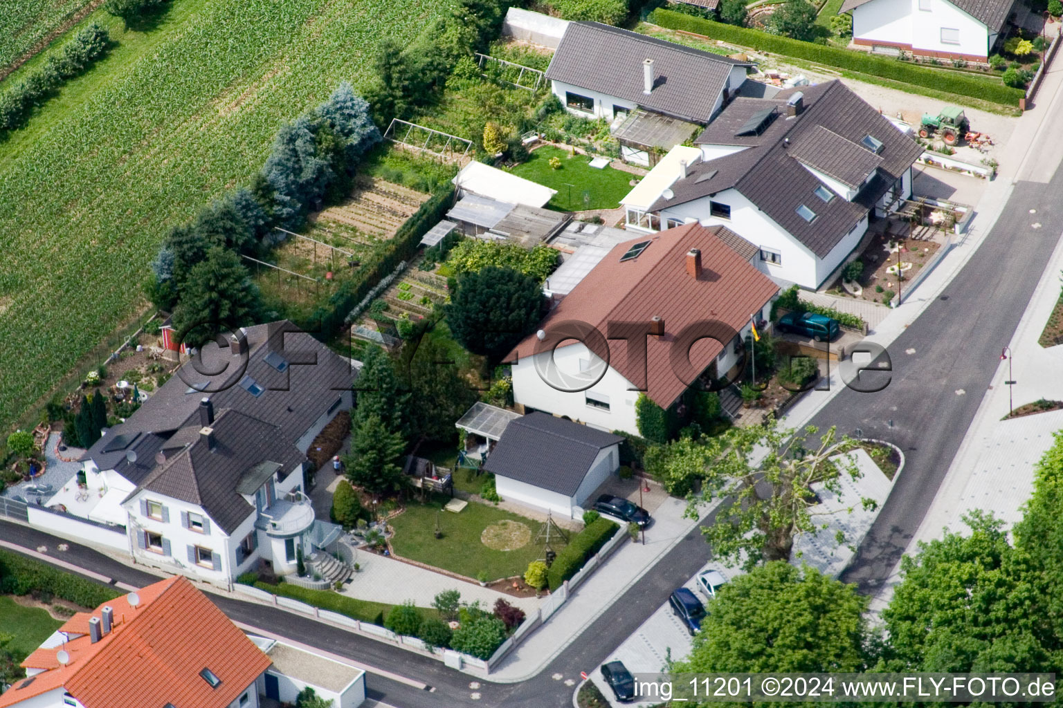 Vue aérienne de Winden dans le département Rhénanie-Palatinat, Allemagne