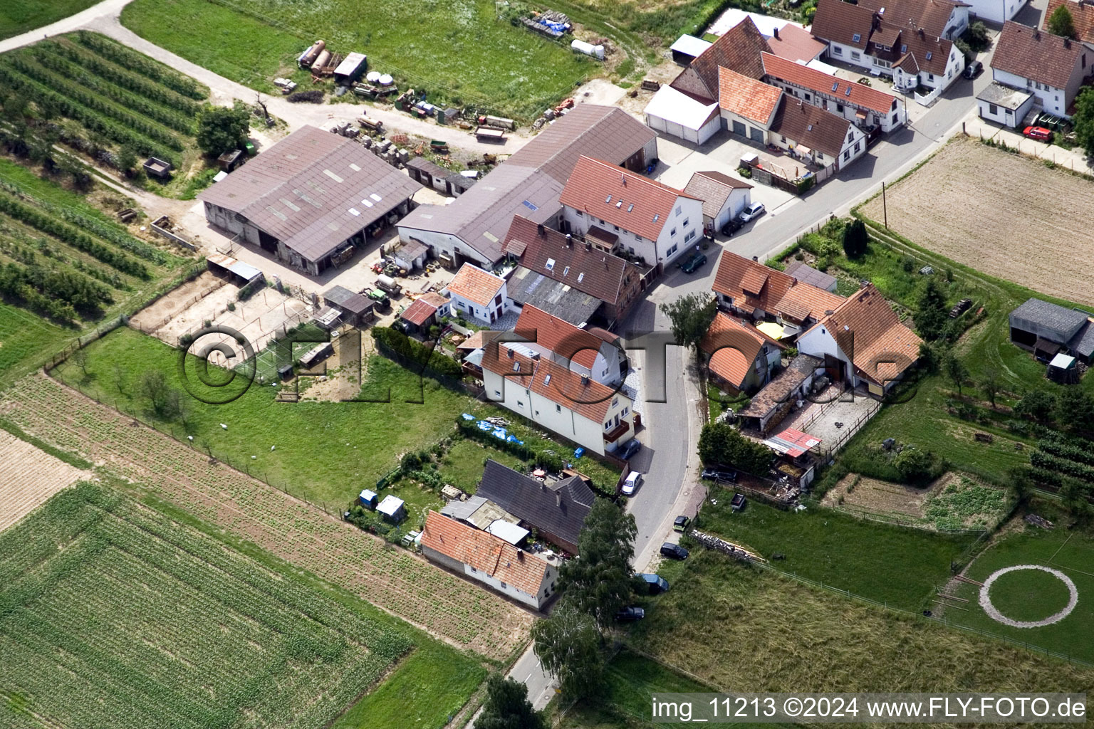 Quartier Mühlhofen in Billigheim-Ingenheim dans le département Rhénanie-Palatinat, Allemagne d'en haut