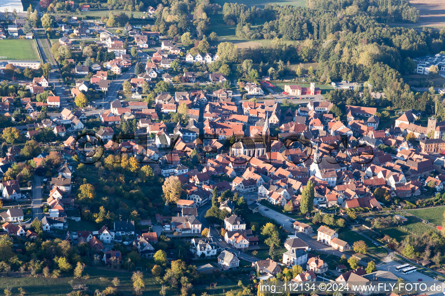 Vue aérienne de Wörth à Wœrth dans le département Bas Rhin, France