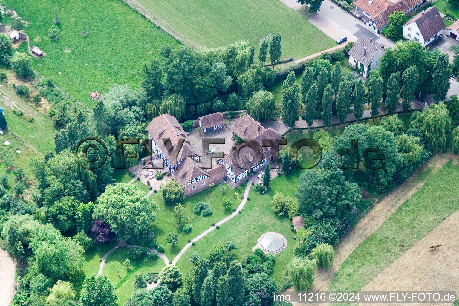 Quartier Mühlhofen in Billigheim-Ingenheim dans le département Rhénanie-Palatinat, Allemagne vue d'en haut