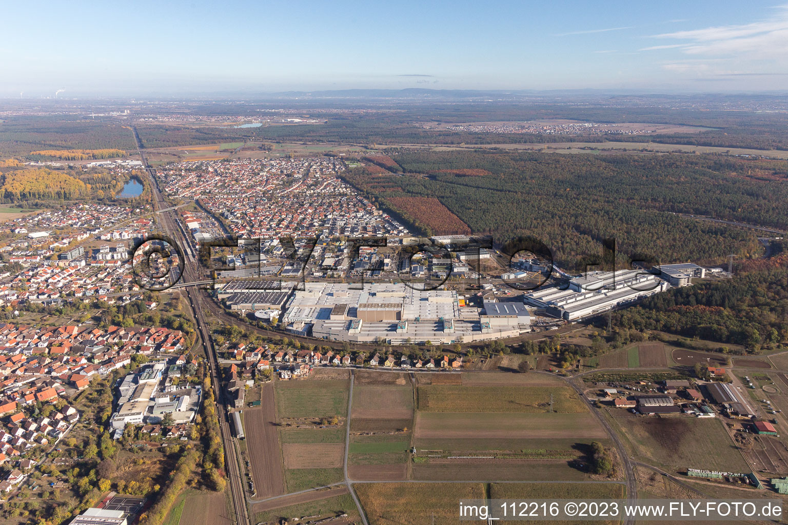 SEW-EURODRIVE GmbH & Co KG à le quartier Graben in Graben-Neudorf dans le département Bade-Wurtemberg, Allemagne vue du ciel