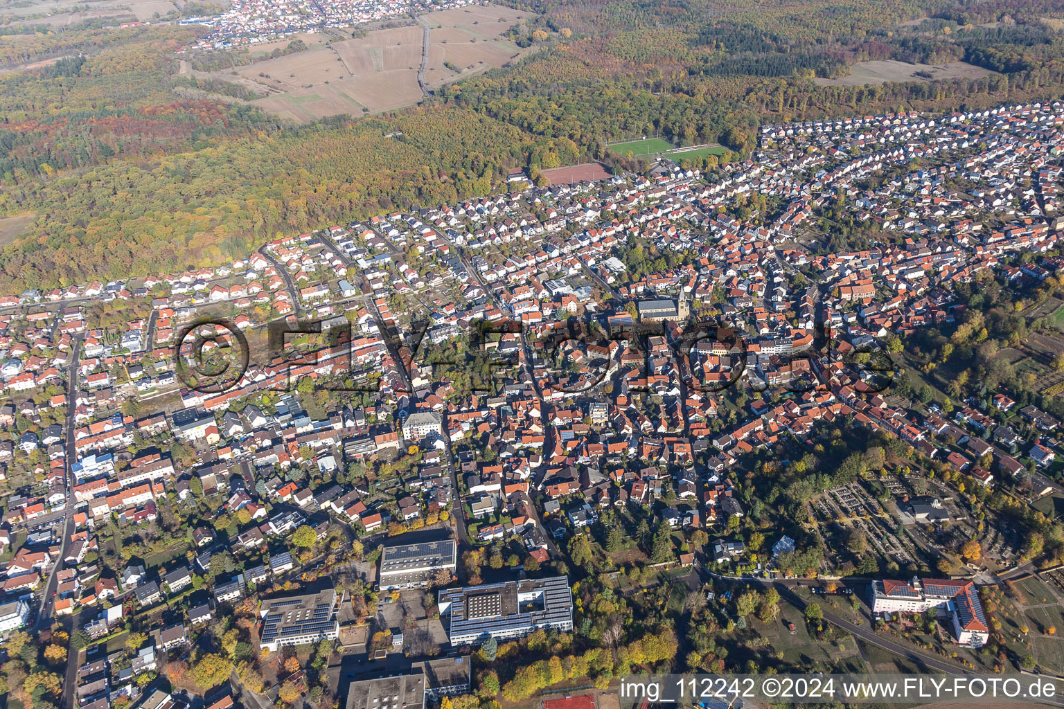 Vue oblique de Östringen dans le département Bade-Wurtemberg, Allemagne