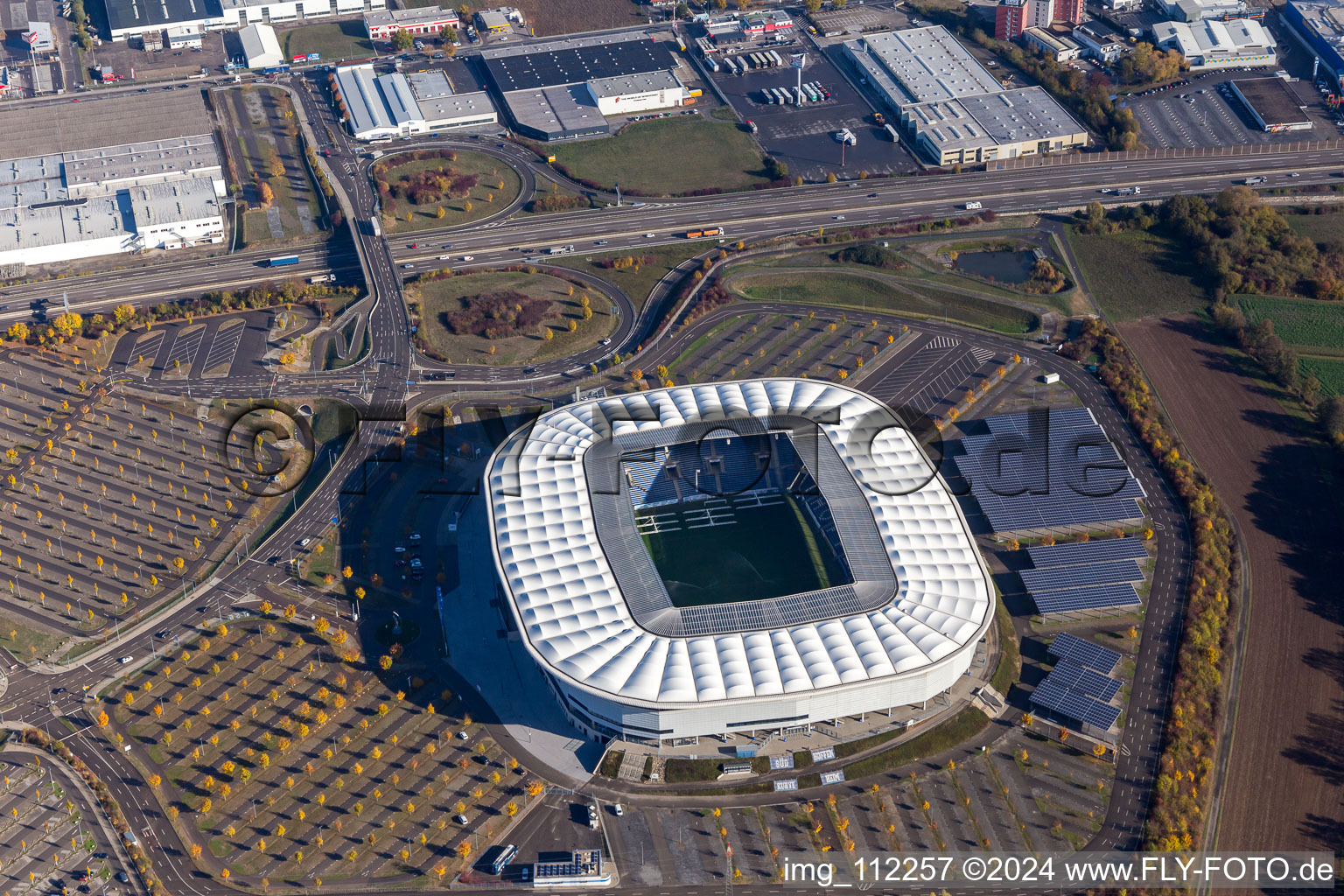 Vue aérienne de WIRSOL Arena FC Hoffenheim à le quartier Adersbach in Sinsheim dans le département Bade-Wurtemberg, Allemagne