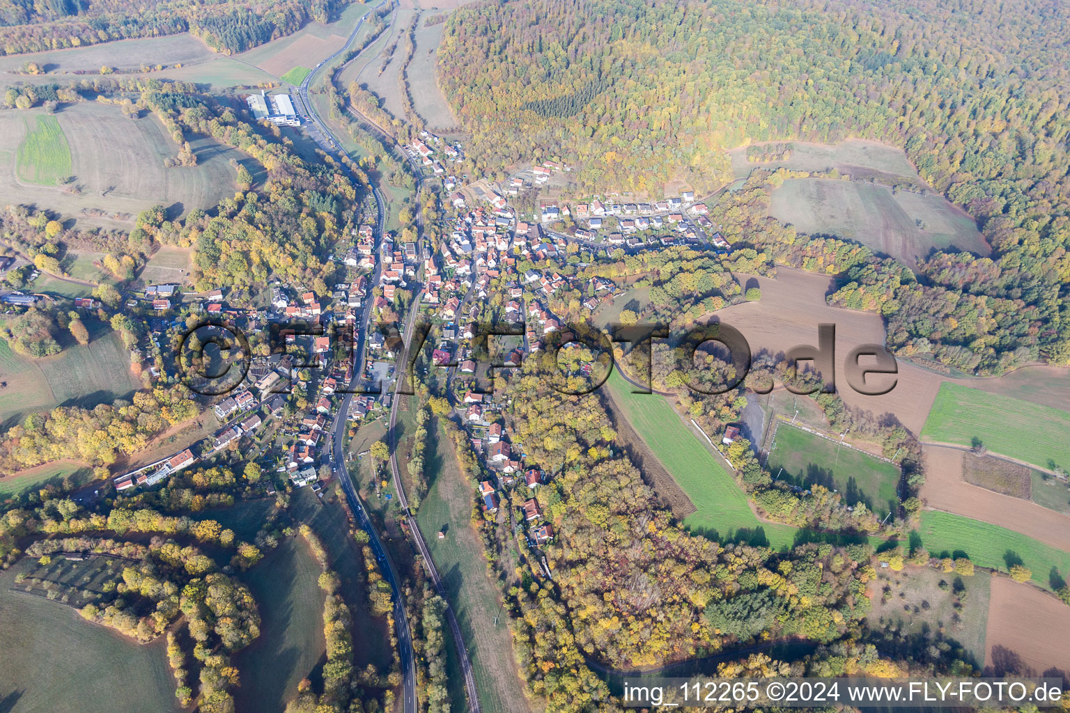 Vue aérienne de Untergimpern dans le département Bade-Wurtemberg, Allemagne