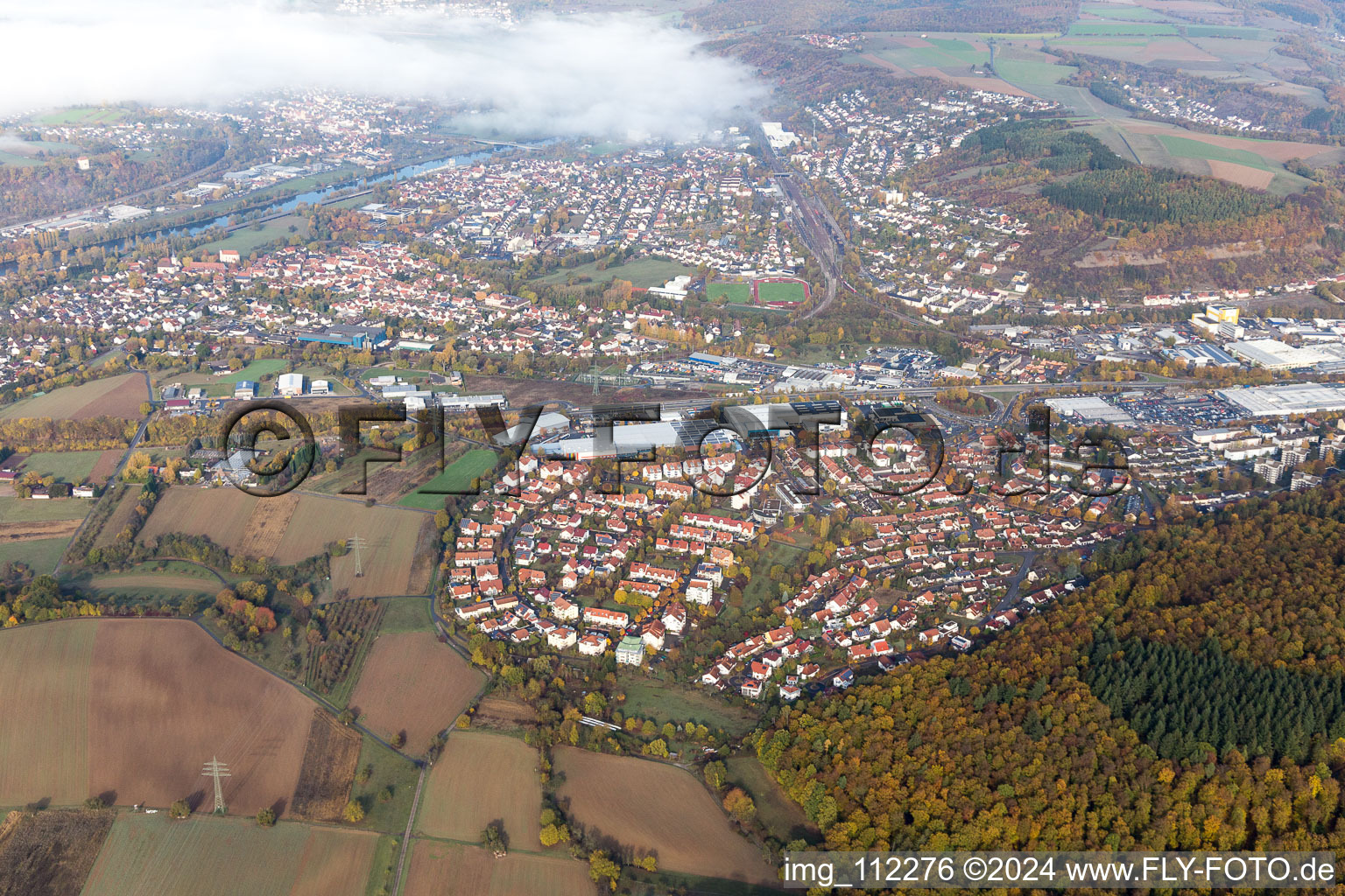 Vue aérienne de Neckarelz à Mosbach dans le département Bade-Wurtemberg, Allemagne