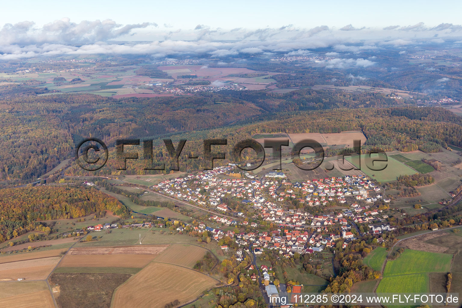 Vue aérienne de Quartier Auerbach in Elztal dans le département Bade-Wurtemberg, Allemagne