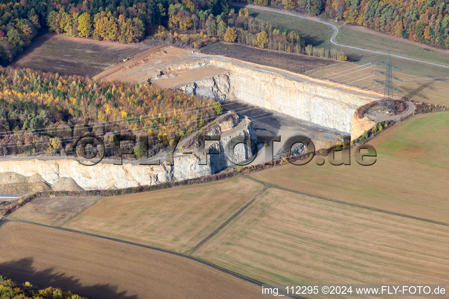 Hohenlohe-Bauland GmbH SHB Schotterwerke à Buchen dans le département Bade-Wurtemberg, Allemagne d'en haut