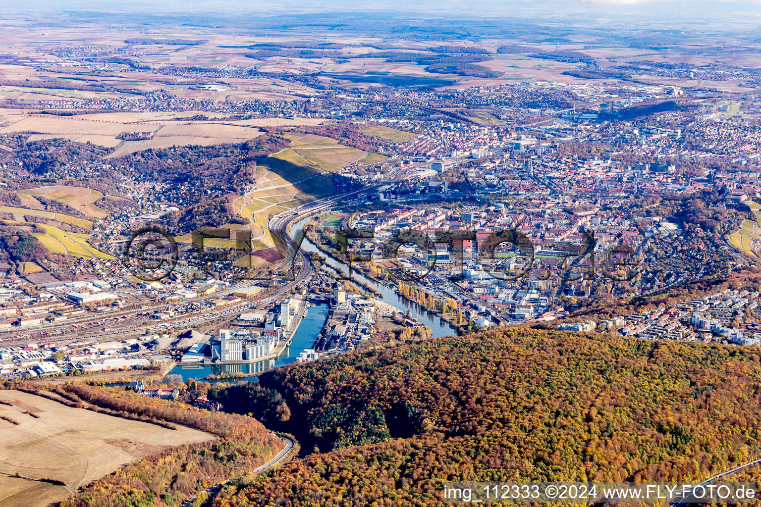 Vue aérienne de Quartier Zellerau in Würzburg dans le département Bavière, Allemagne