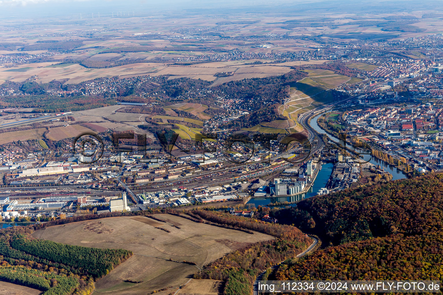 Vue aérienne de Hafenstr du Nord à Würzburg dans le département Bavière, Allemagne