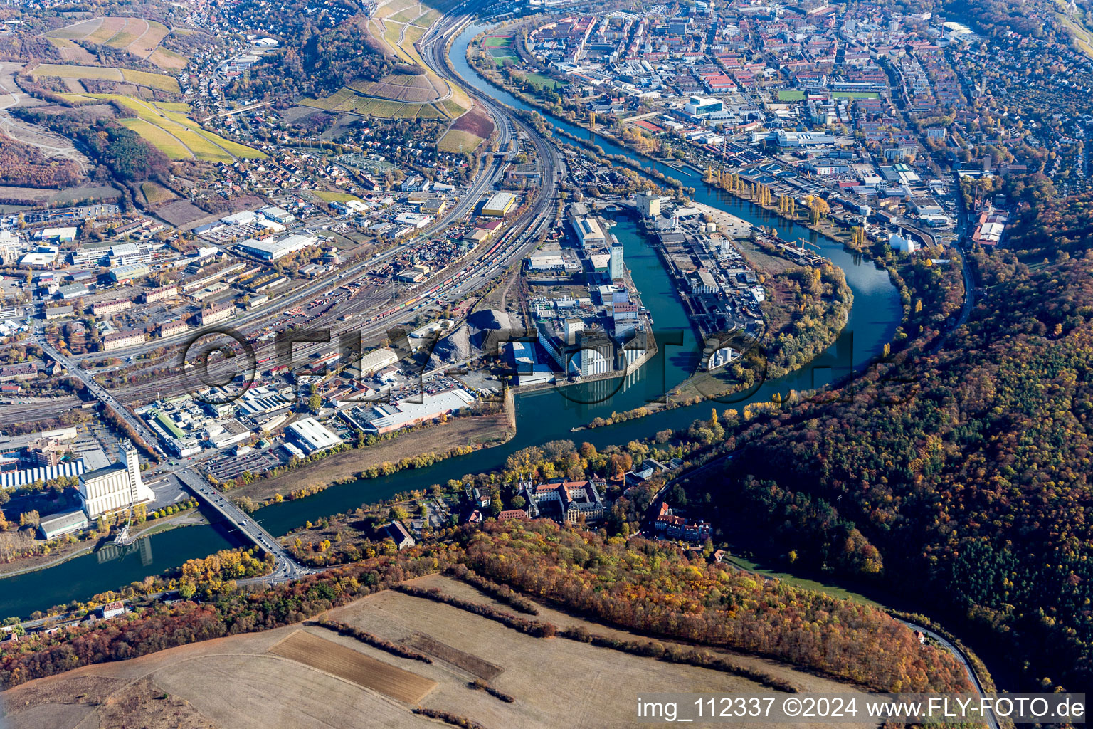 Vue aérienne de Hafenstr du Nord à le quartier Dürrbachtal in Würzburg dans le département Bavière, Allemagne