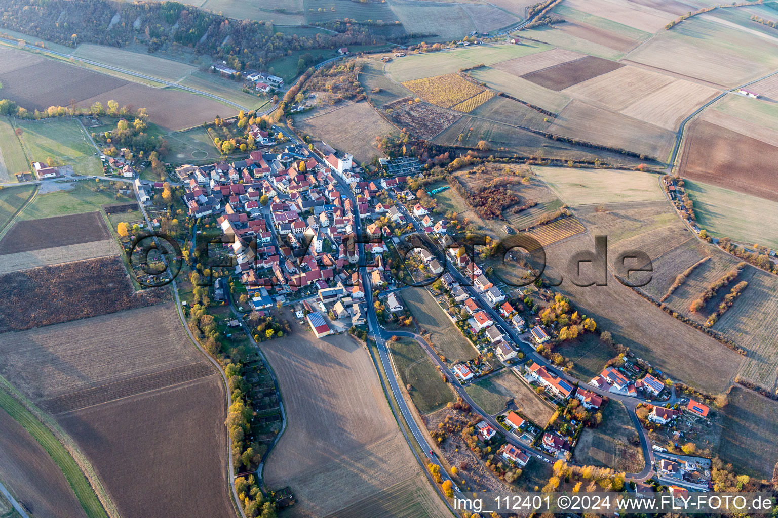 Vue aérienne de Müdesheim dans le département Bavière, Allemagne