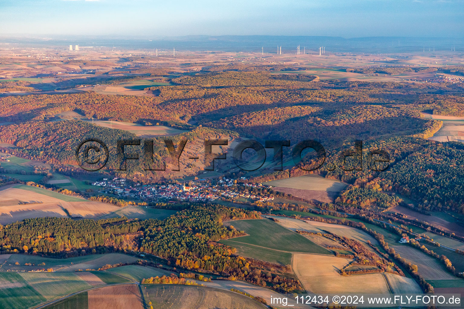 Vue aérienne de Quartier Binsfeld in Arnstein dans le département Bavière, Allemagne