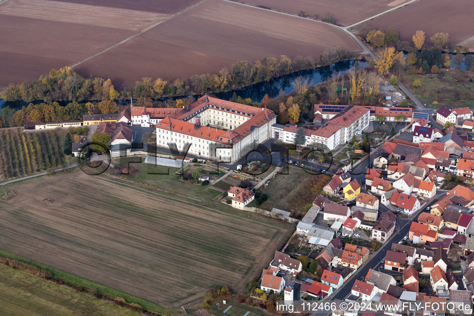 Vue aérienne de Ensemble immobilier du monastère de Maria Hilf à Heidenfeld dans le département Bavière, Allemagne