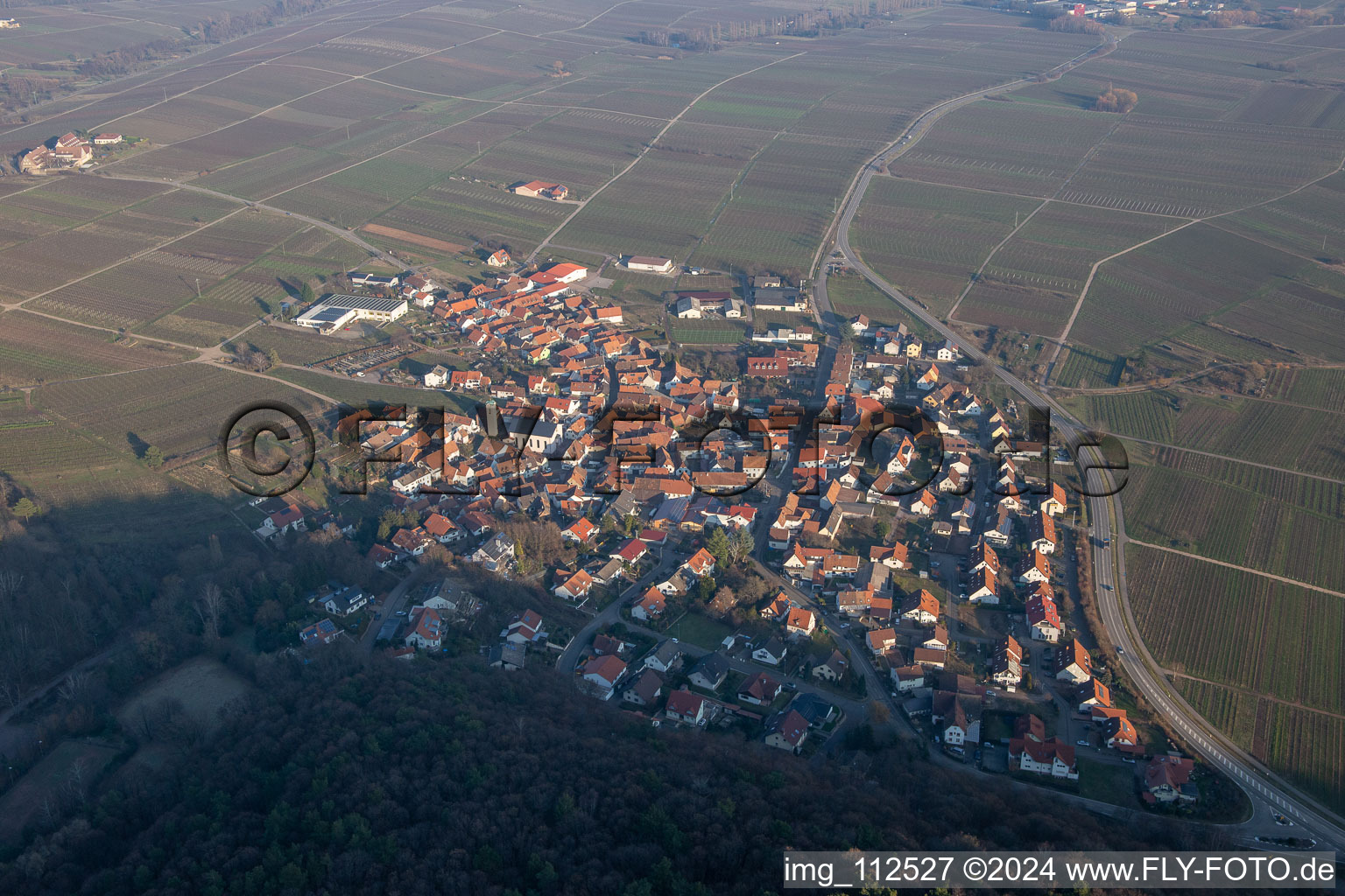 Eschbach dans le département Rhénanie-Palatinat, Allemagne depuis l'avion