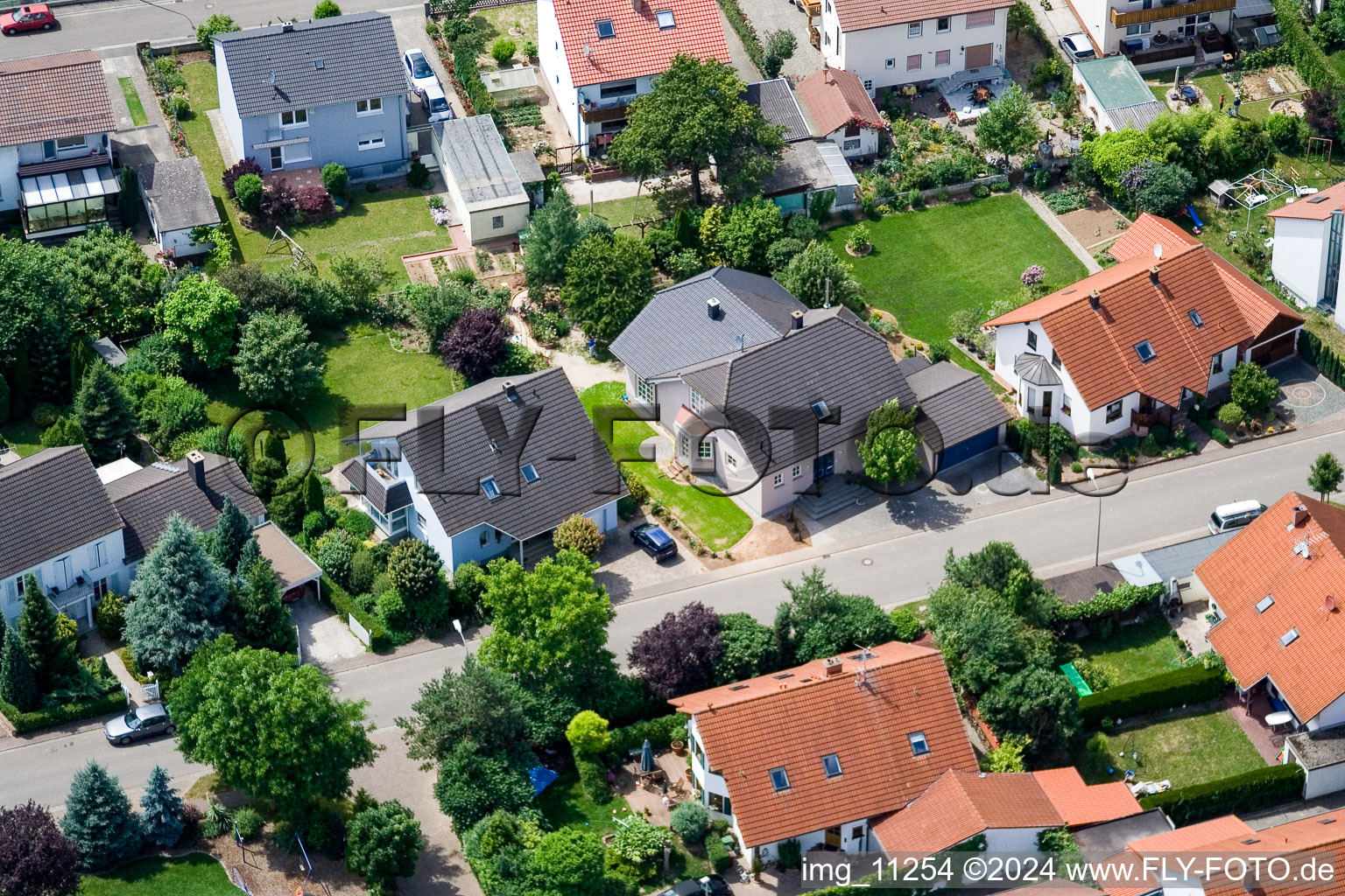 Steinweiler dans le département Rhénanie-Palatinat, Allemagne depuis l'avion