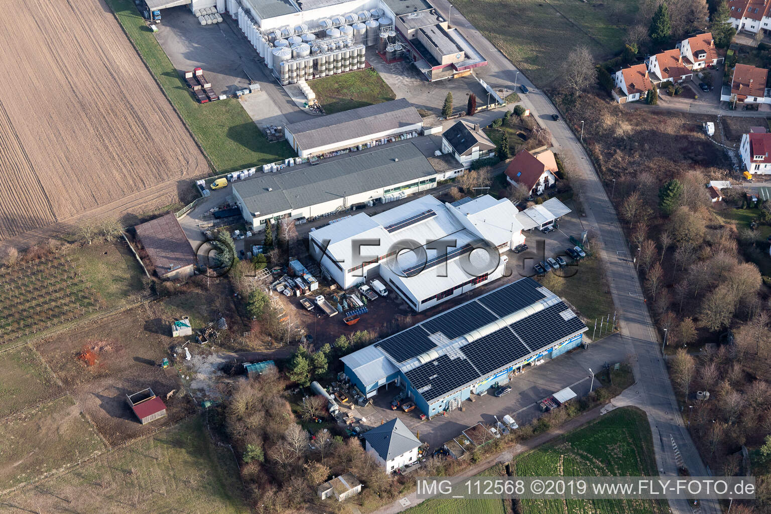 Bad Bergzabern dans le département Rhénanie-Palatinat, Allemagne du point de vue du drone