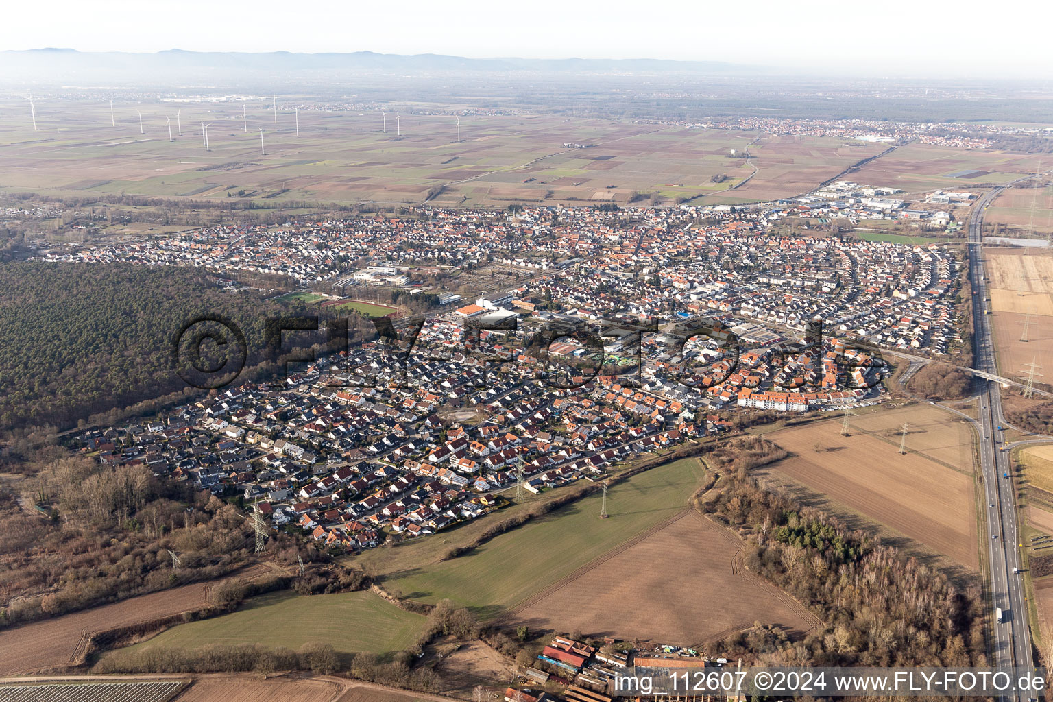 Vue aérienne de Rülzheim dans le département Rhénanie-Palatinat, Allemagne