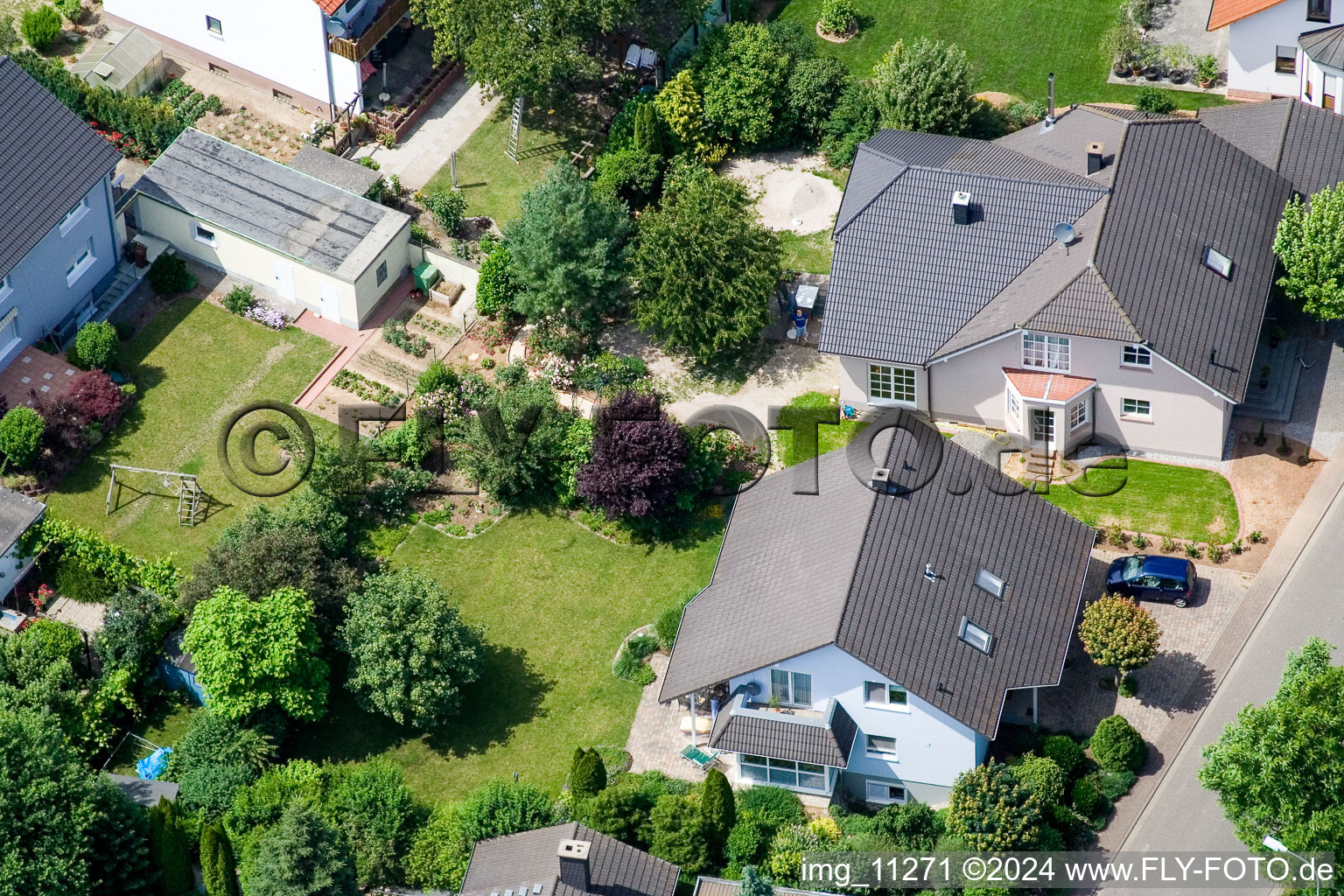 Vue d'oiseau de Steinweiler dans le département Rhénanie-Palatinat, Allemagne