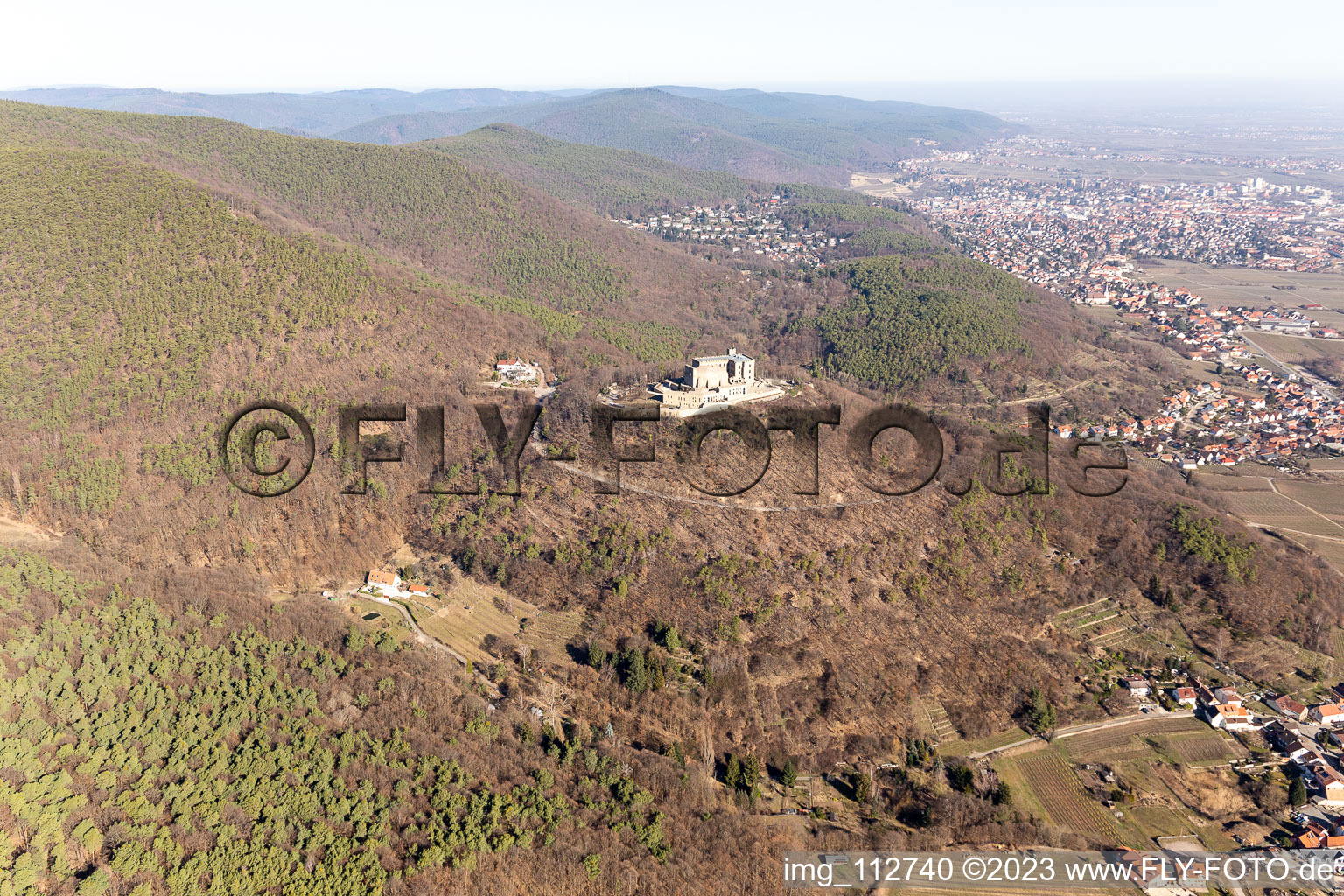 Château de Hambach à le quartier Diedesfeld in Neustadt an der Weinstraße dans le département Rhénanie-Palatinat, Allemagne d'en haut