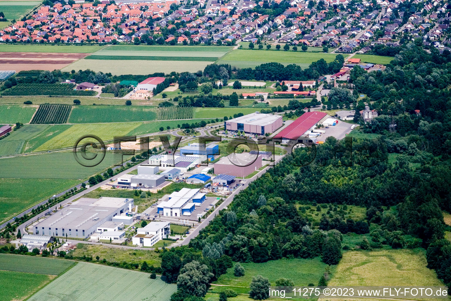 Vue aérienne de Zone commerciale Ouest à le quartier Herxheim in Herxheim bei Landau dans le département Rhénanie-Palatinat, Allemagne