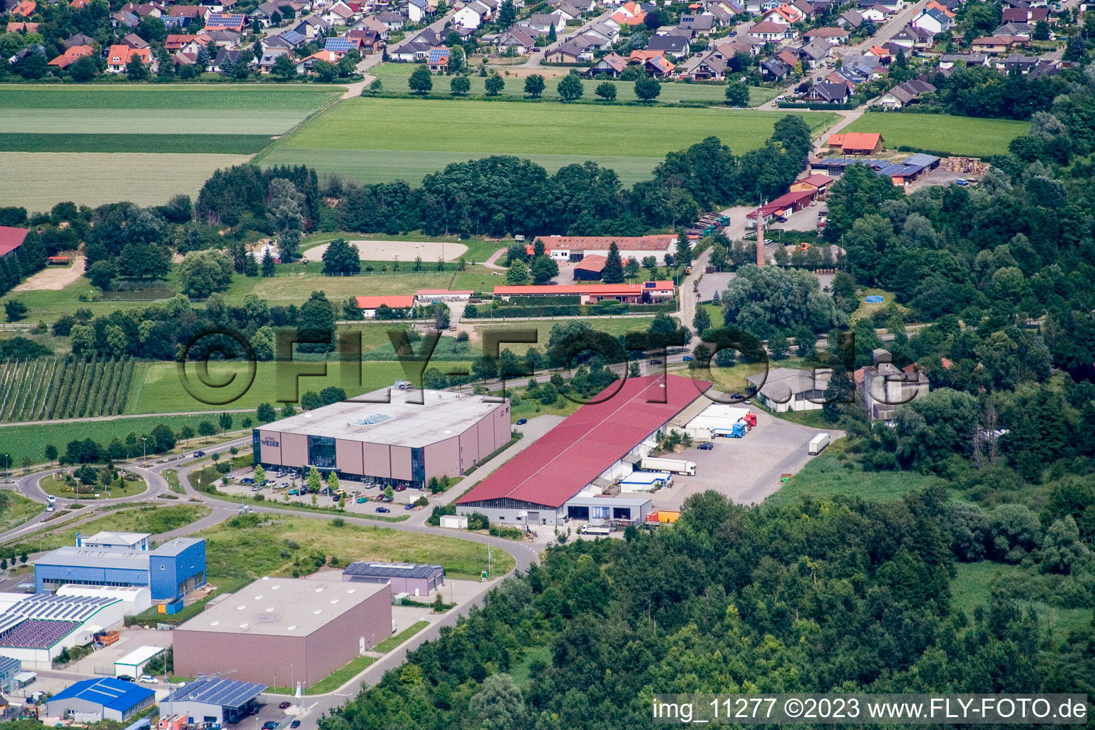 Vue aérienne de Zone commerciale Ouest à le quartier Herxheim in Herxheim bei Landau dans le département Rhénanie-Palatinat, Allemagne